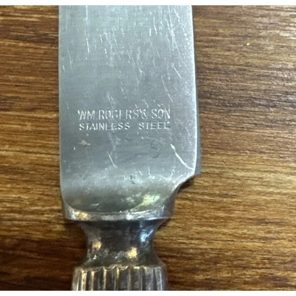 Vintage 5 Dinner Forks And 6 Butter Knives  WM Rogers and Son AA IS